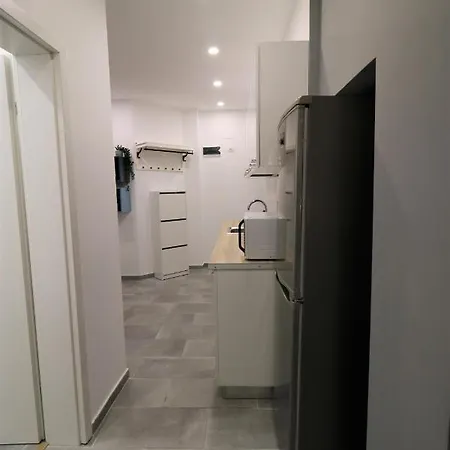 Apartment Cozy Novotel Studio - Free Minibar - Quiet & Peace Bucharest