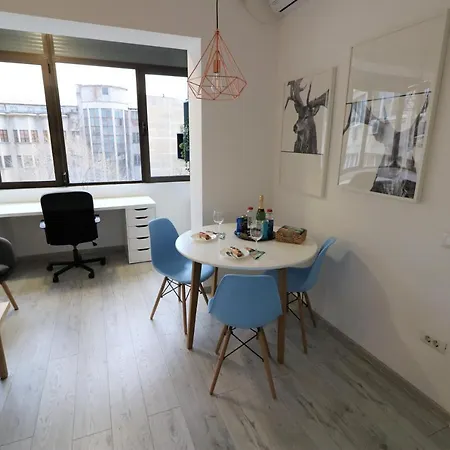 Apartment Cozy Novotel Studio - Free Minibar - Quiet & Peace Bucharest