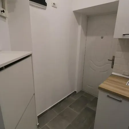 Cozy Novotel Studio - Free Minibar - Quiet & Peace Appartamento Bucarest